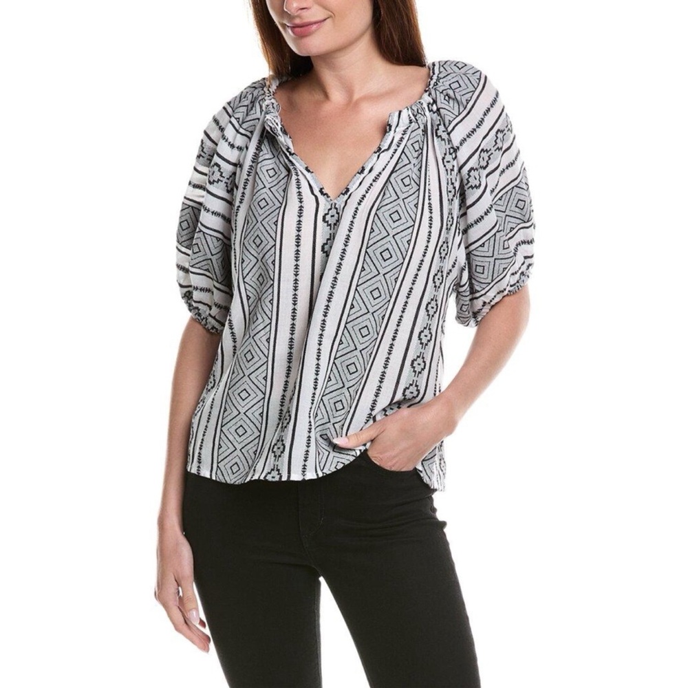 NWT Velvet by Graham and Spencer Kimmy Boho Raglan Puff Short Sleeve Top Size XS